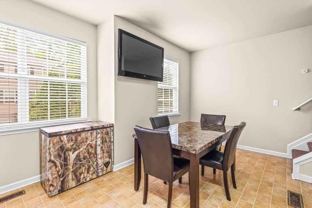 Charming Multilevel 4 Bedroom Townhouse Atlanta Ngoại thất bức ảnh
